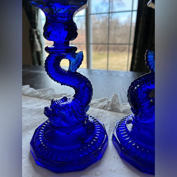Vintage Pair of Cobalt Blue Glass Dolphin Koi Fish Candlestick Holder - Picture 6 of 16